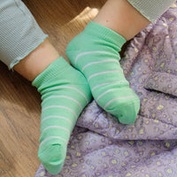 Ankle socks with lines