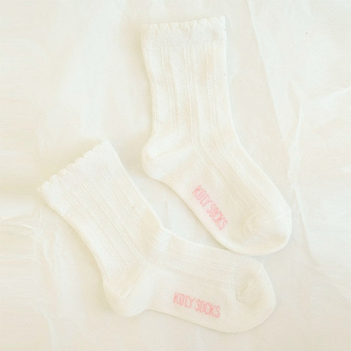 Cream Elegant Ribbed Socks