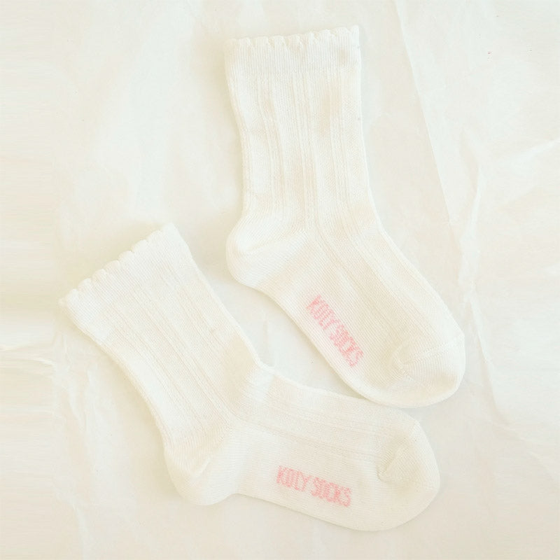 Cream Elegant Ribbed Socks